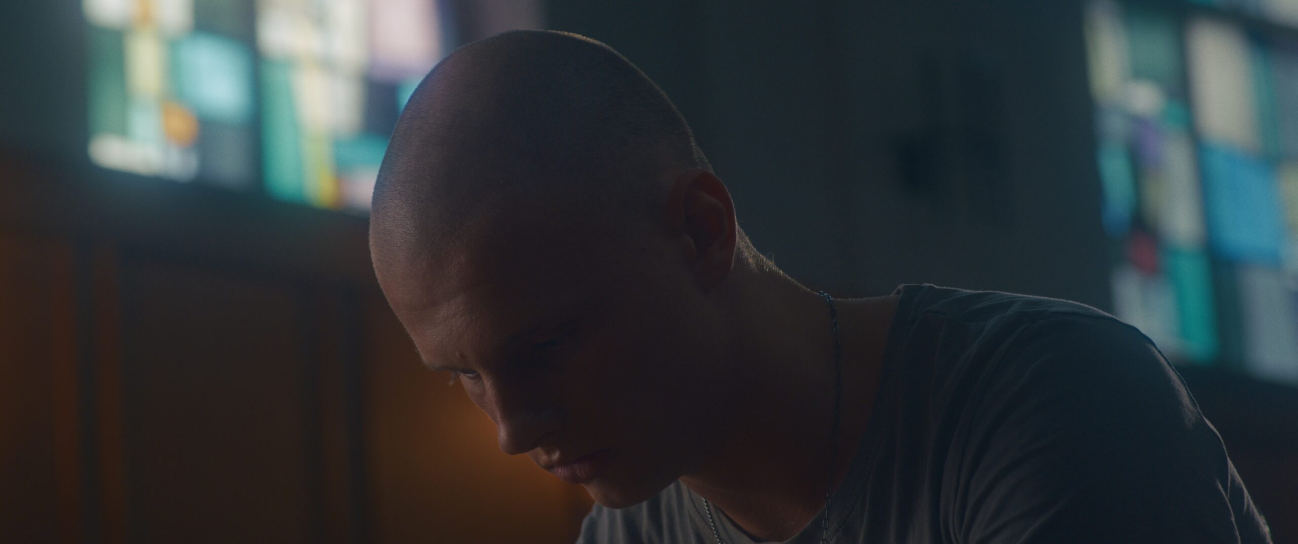 Freier Fall Still Frame - Shot by Dennis Riebenstahl, DoP from Hamburg