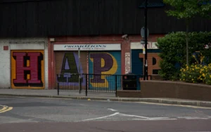 Happy Graffiti in London, shot by director of photography Dennis Riebenstahl - dop hamburg